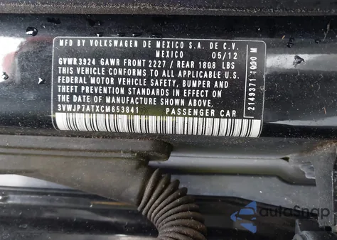 2012 Volkswagen Beetle 2.5L z USA, uszkodzony, nr VIN 3VWJP7ATXCM653841